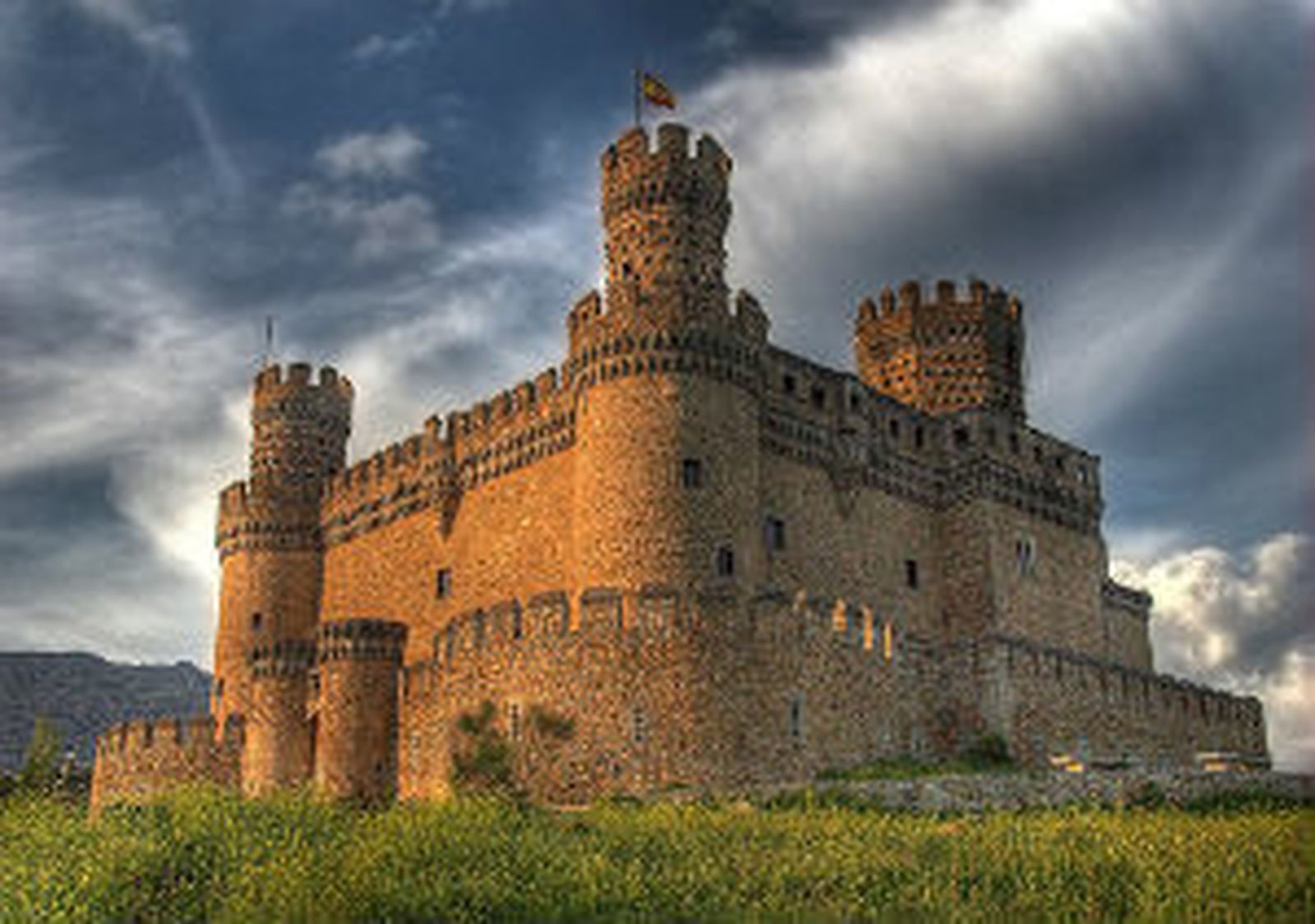 Castillo Manzanares del Real