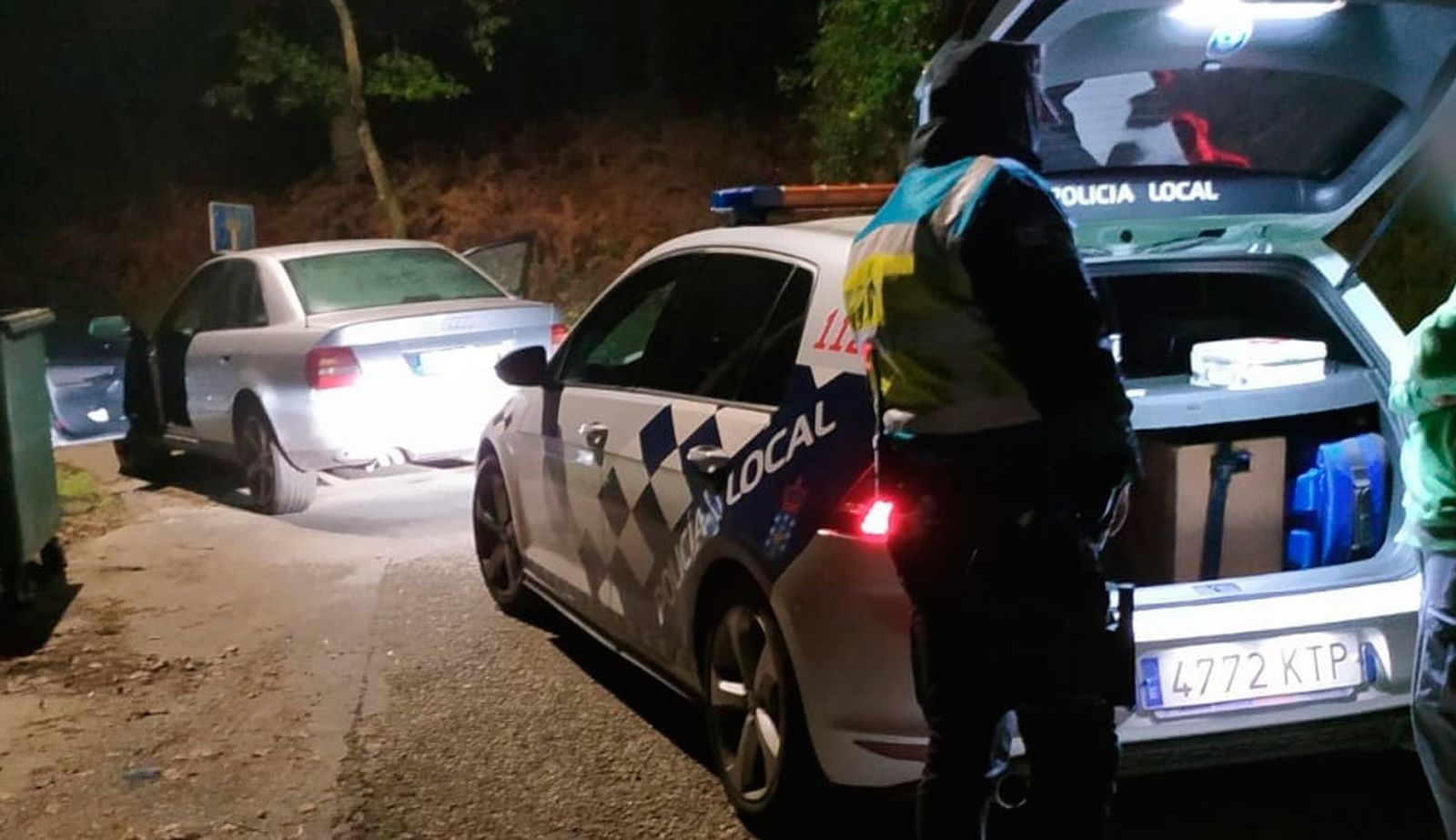 Localizan en la calle a un hombre borracho  tratando de darle el biberón a un bebé de 26 días