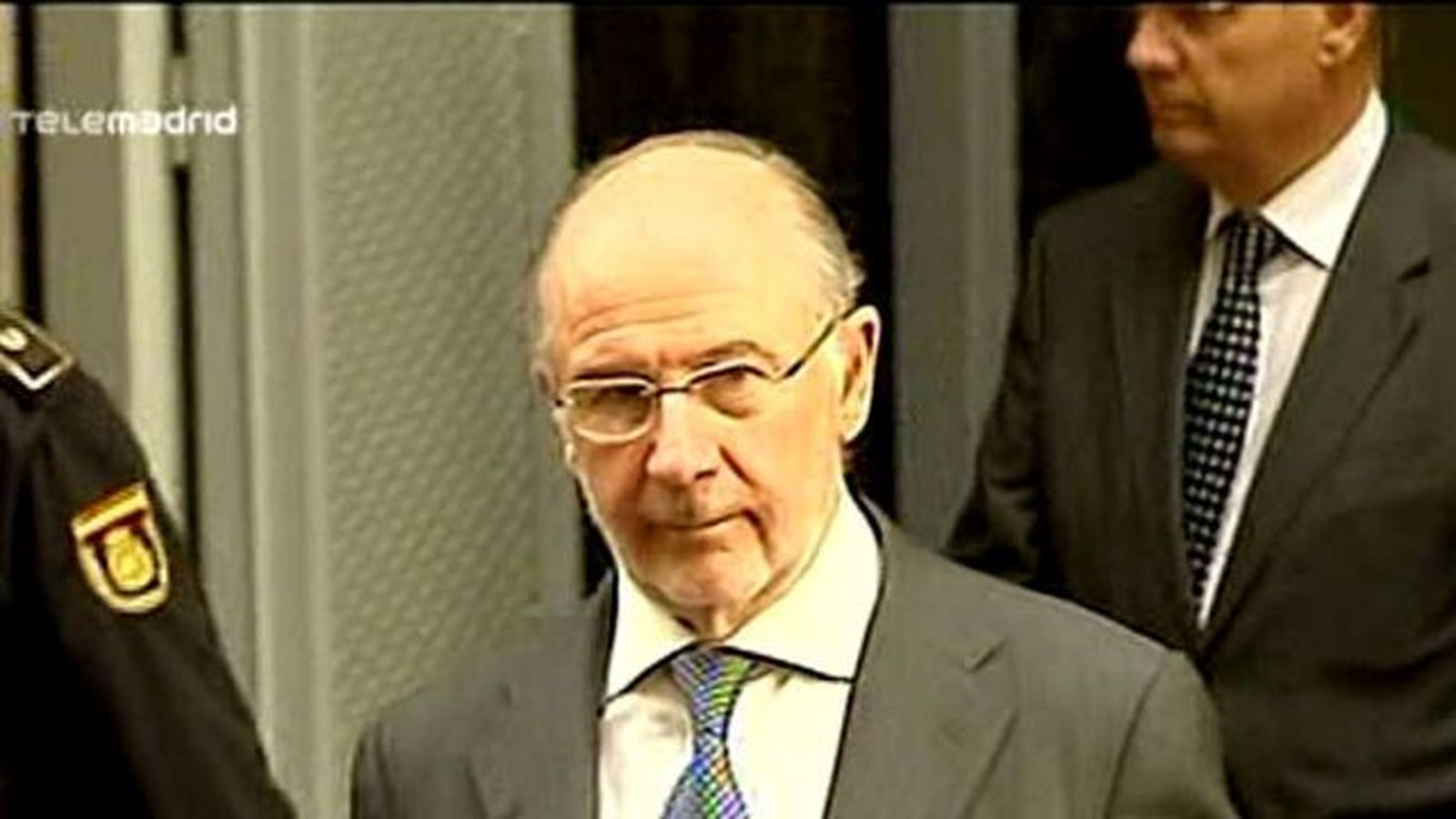 Rato presenta un aval bancario para afrontar su fianza y evitar el embargo