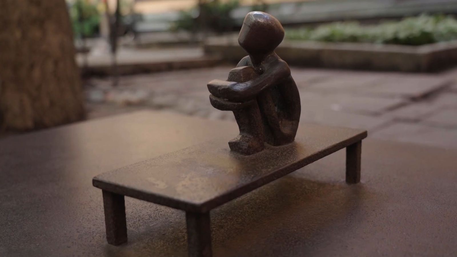 ¡15 centímetros! Así es la escultura más pequeña de Estocolmo