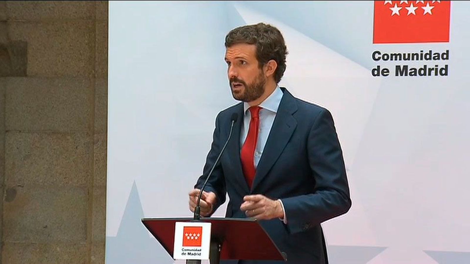 Casado critica que Sánchez anuncie fin de las mascarillas por "rédito electoral"