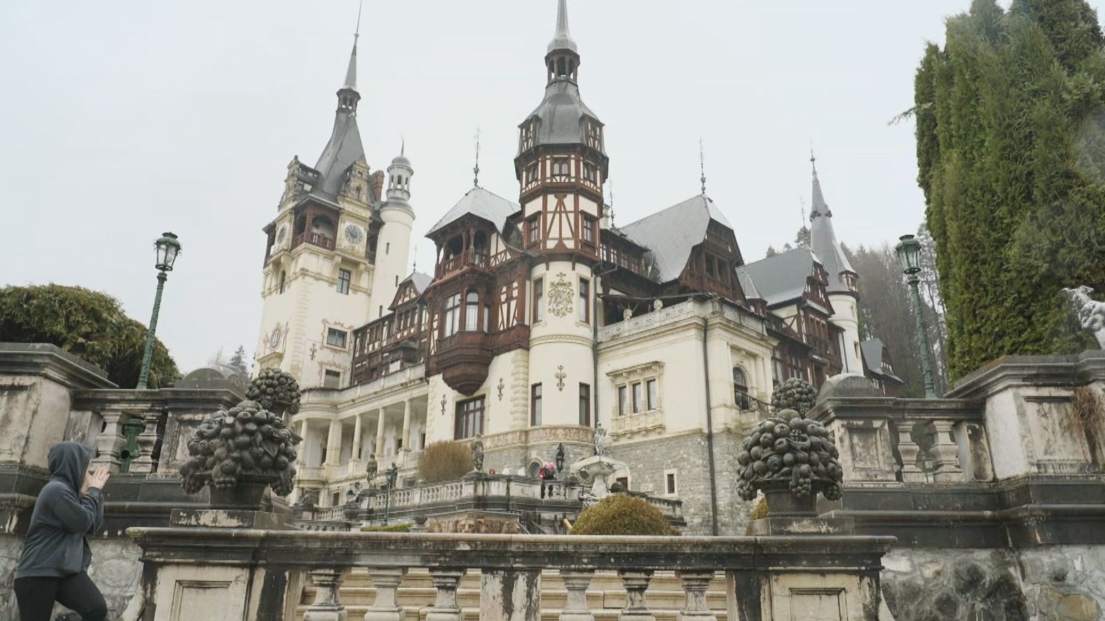 El castillo de Peles, Transilvania, es considerado el más moderno del mundo