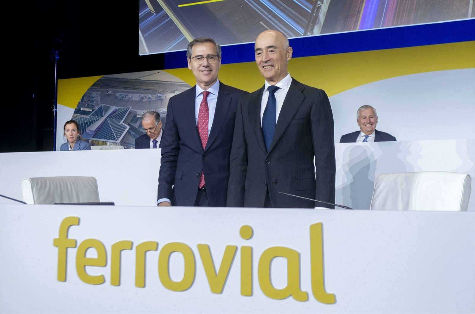 El consejero delegado de Ferrovial, Ignacio Madridejos y el presidente de Ferrovial, Rafael del Pino