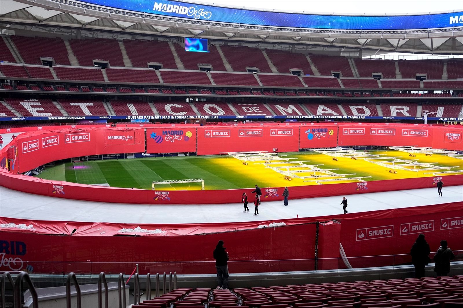 Pista de hielo en el estadio Metropolitano