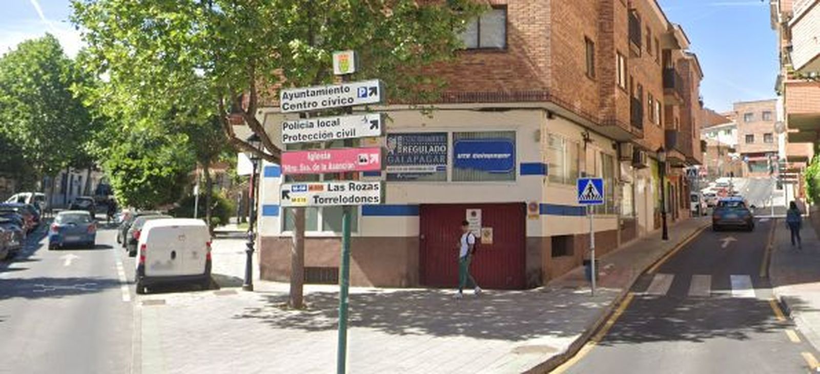 Confluencia de las calles Cotos y San Gregorio en Galapagar