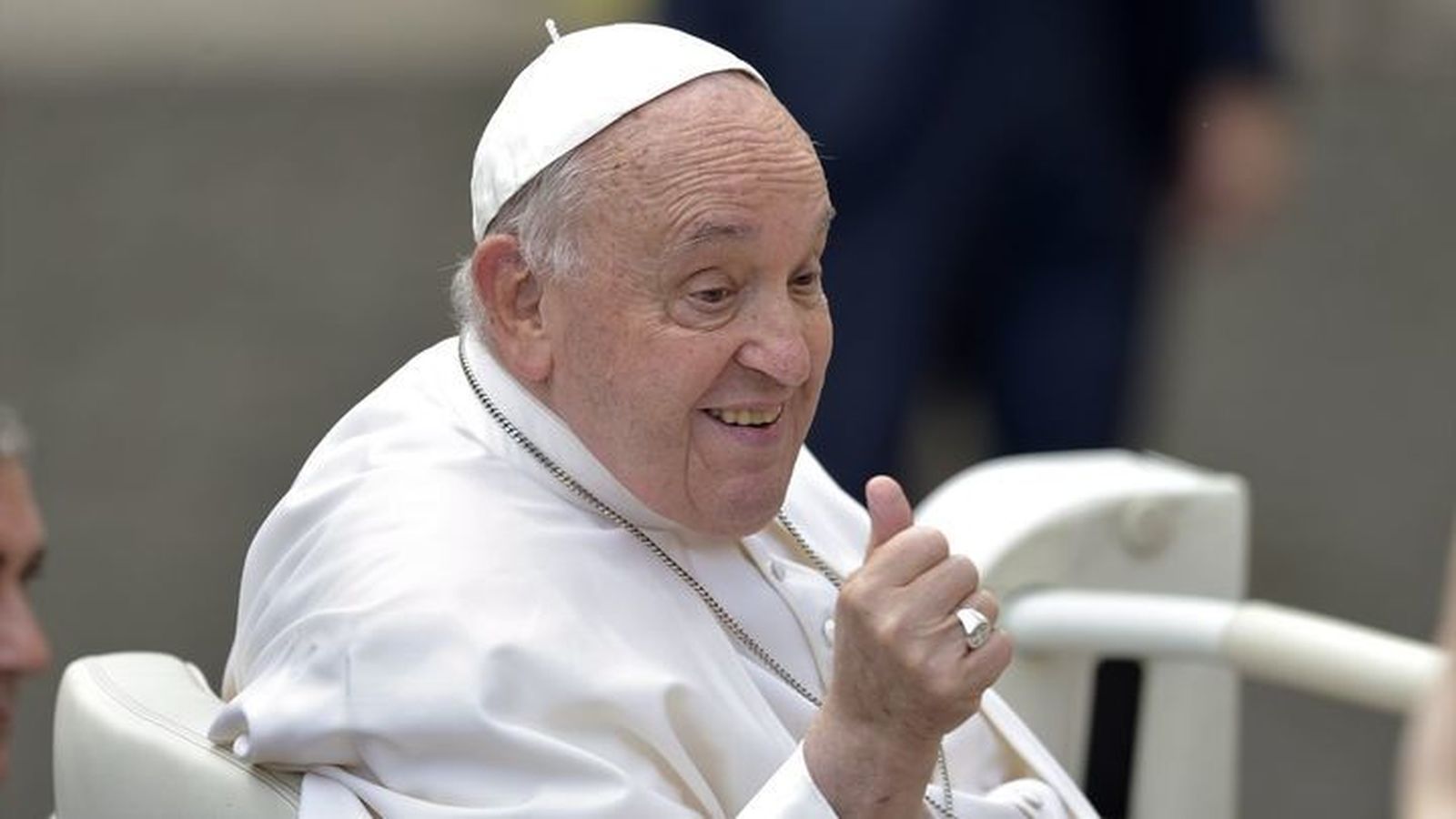 Telemadrid reorganiza toda su programación para rendir homenaje al Papa Francisco