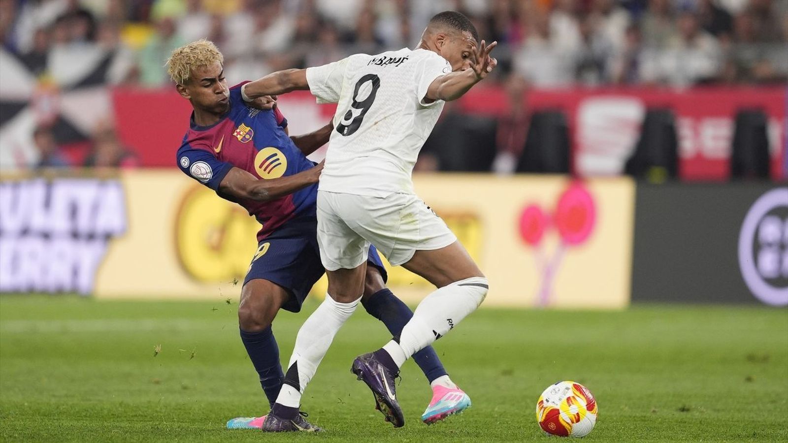 Lamine Yamal vs Kylian Mbappé