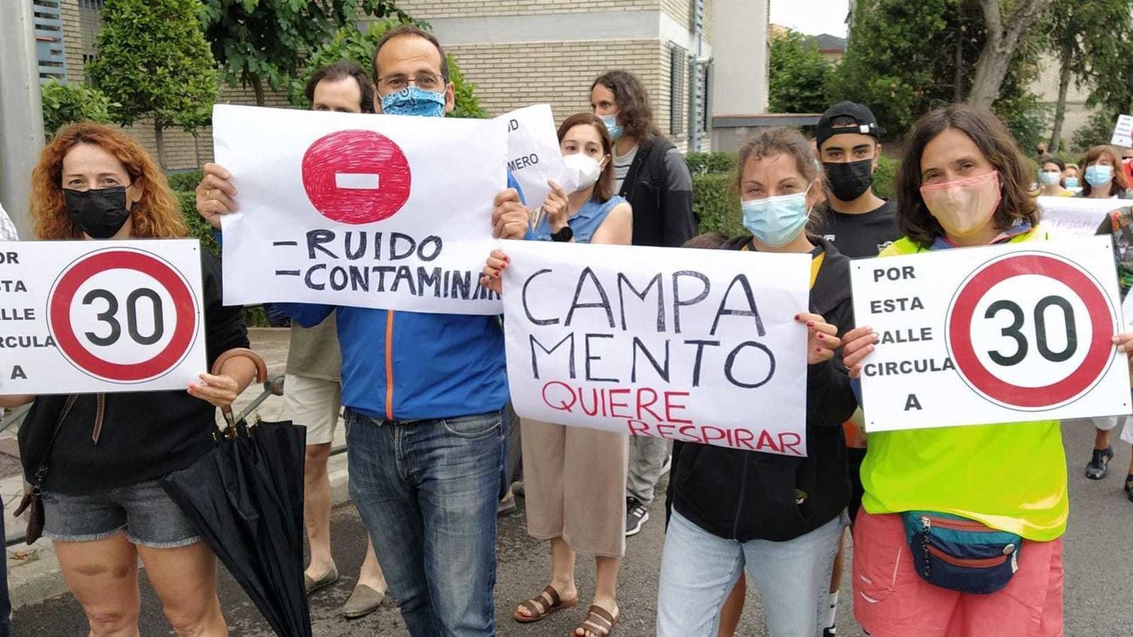Vecinos de Campamento reclaman la reducción de velocidad y tráfico en las vías urbanas