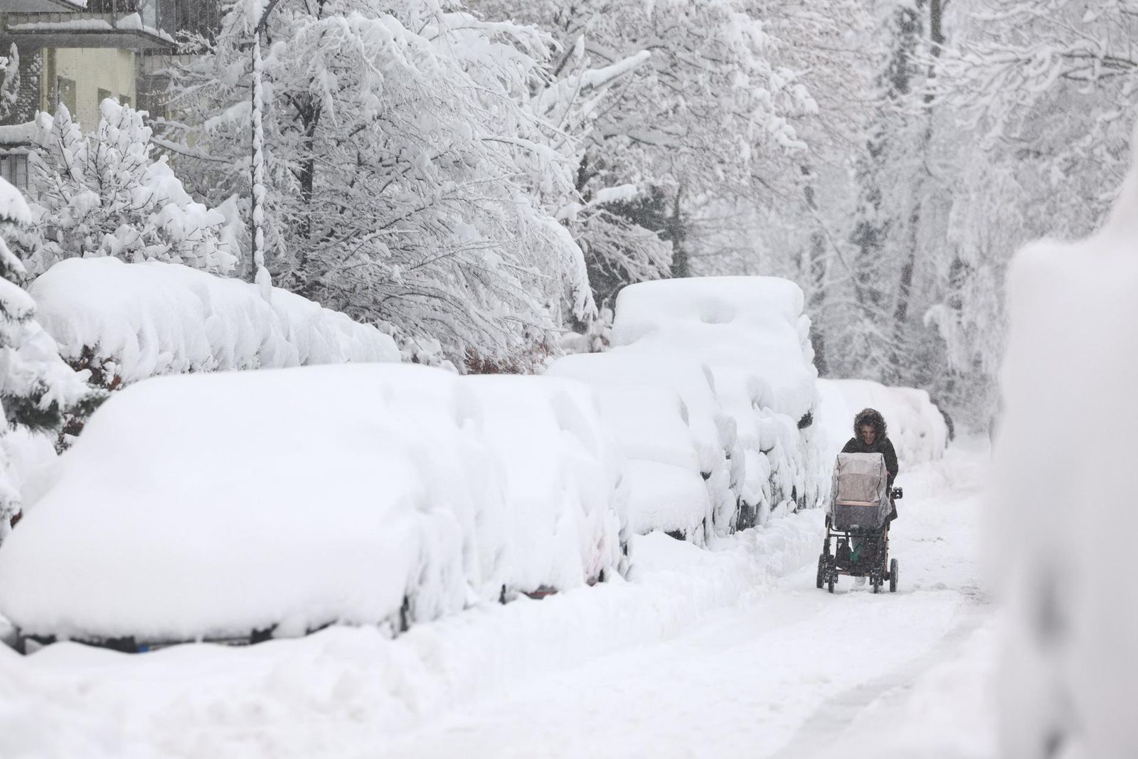 La suspensión del tráfico aéreo en Múnich por nevadas cancela 48 vuelos con destino España