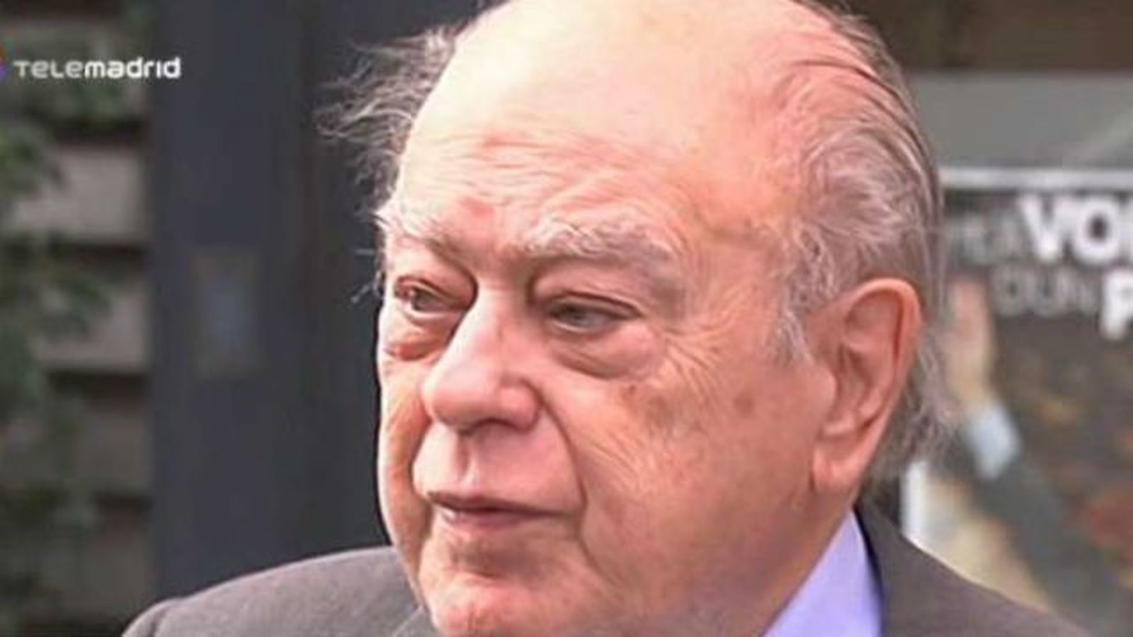 Pujol renuncia a sus cargos en CDC y CiU y a las prerrogativas como expresidente