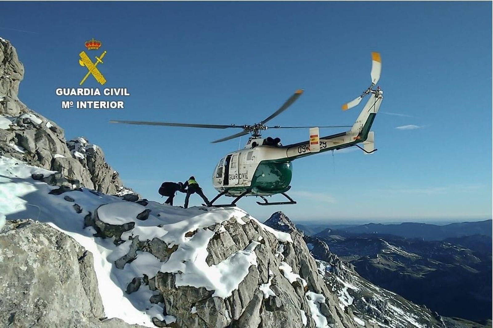 Rescate del GREIM de la Guardia Civil
