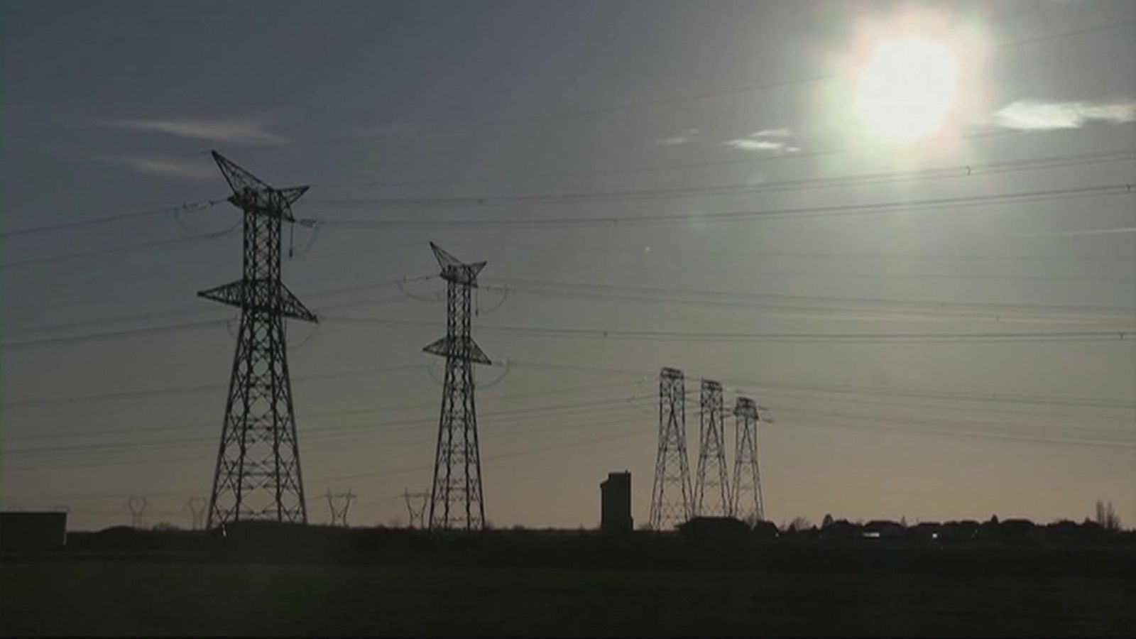 Cruce de acusaciones entre Red Eléctrica y las empresas suministradoras por el apagón
