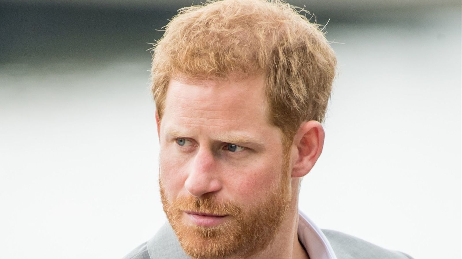 El príncipe Harry contra todos: "Algunos han decidido acostarse con el diablo"