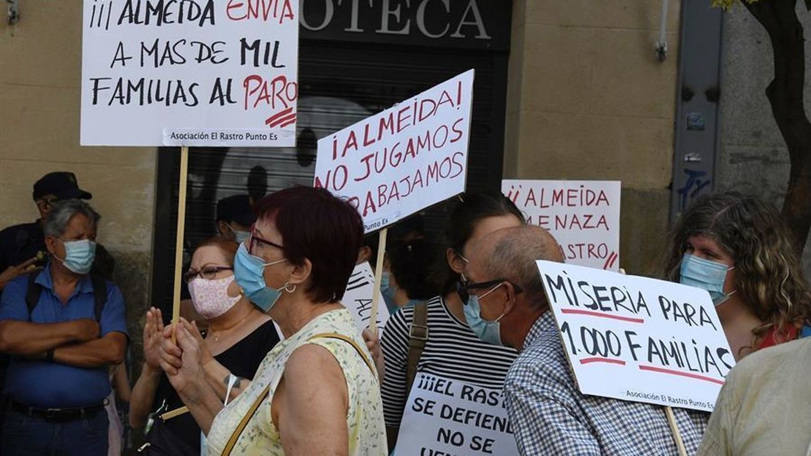 Manifestación de los vendedores de El Rastro