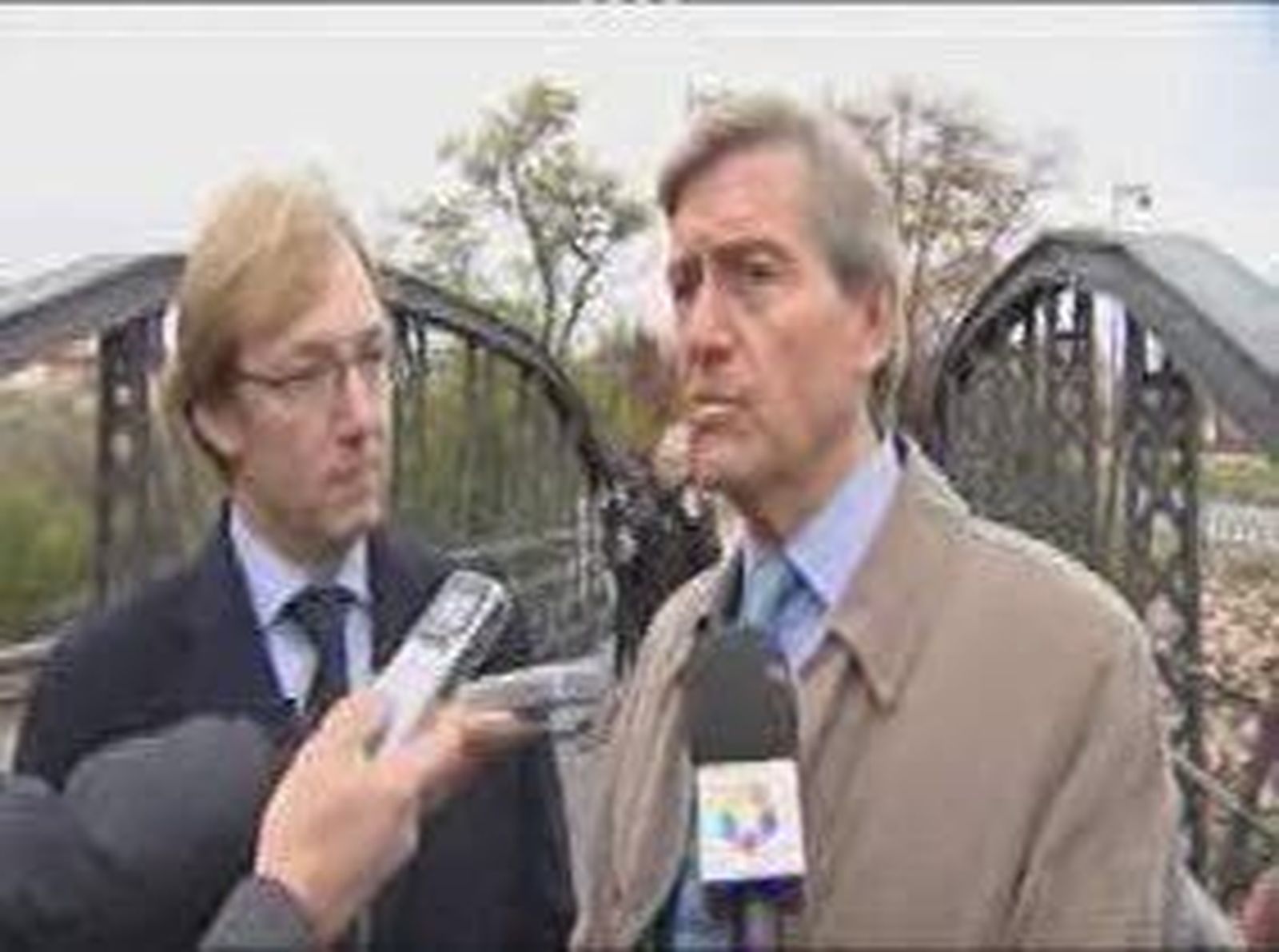 47puente_20101117V0.wmv