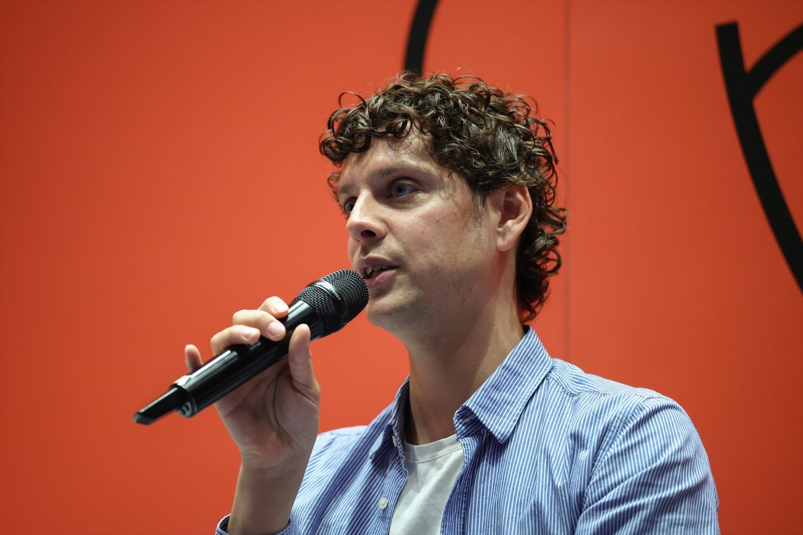 El actor, Eduardo Casanova