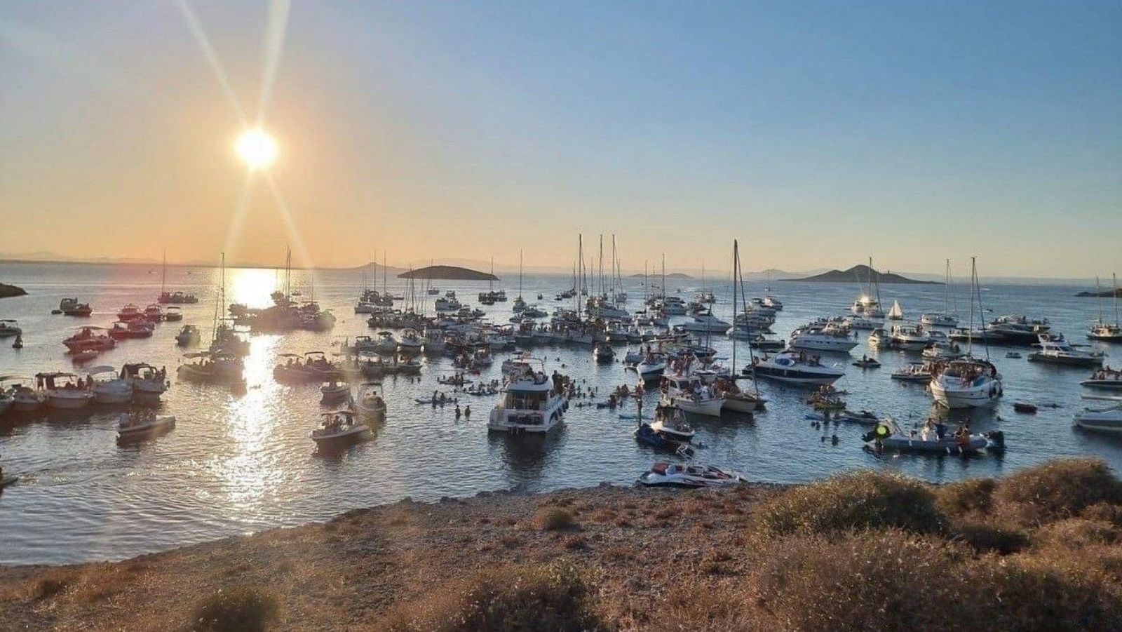 El Gobierno abre un expediente por la fiesta con barcos en el mar Menor