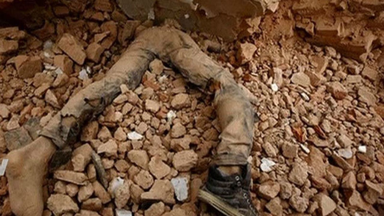 Más de un millar de muertos en el terremoto en Nepal