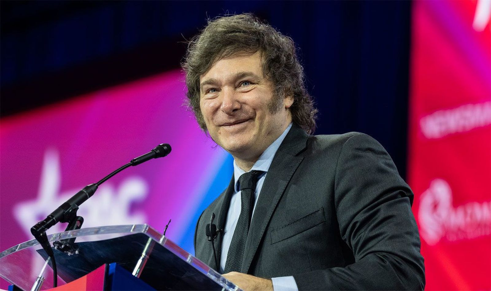 Ayuso otorga a Milei la Medalla Internacional en reconocimiento "a los vínculos históricos de Argentina con la región"