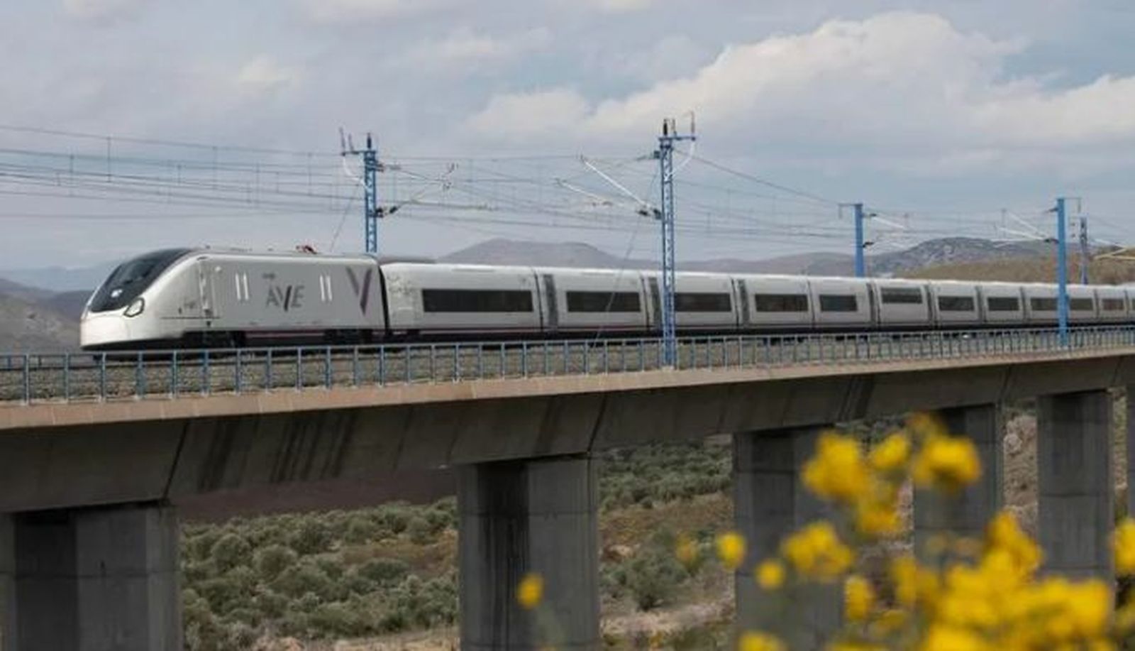 Tren Avril