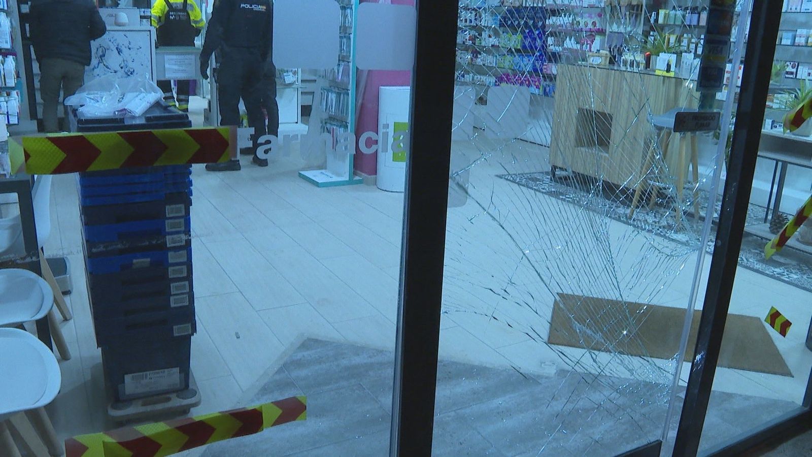 Roban de madrugada en una farmacia en Alcorcón y se llevan 200 euros de la caja