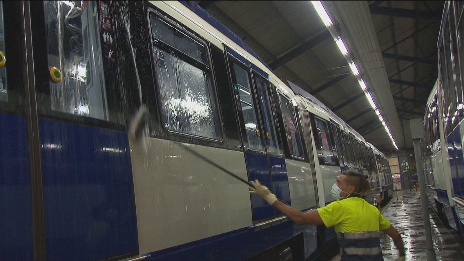 Los trabajadores de metro no trabajarán con más de 37 grados