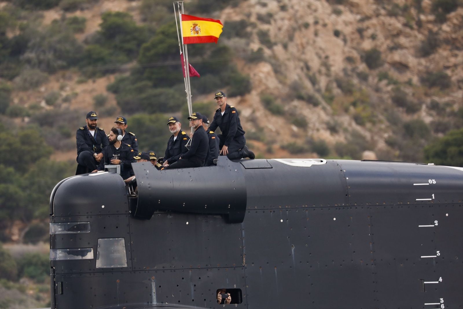 Felipe VI visita el submarino Isaac Peral S-81