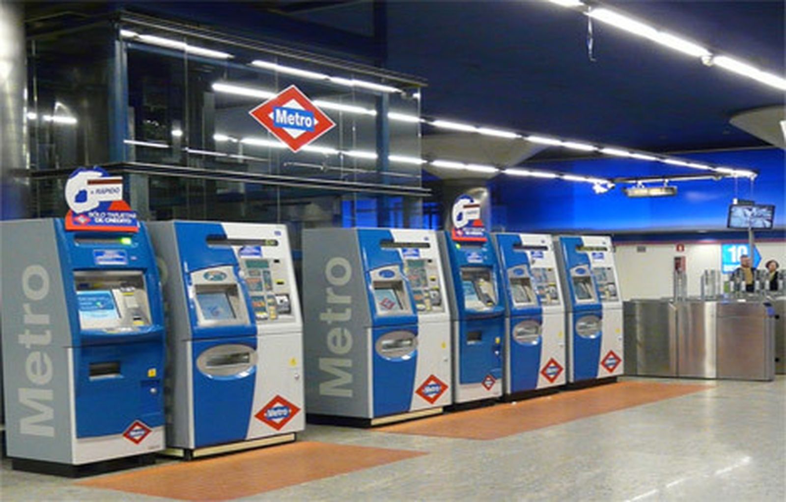 Metro Nuevo Ministerios