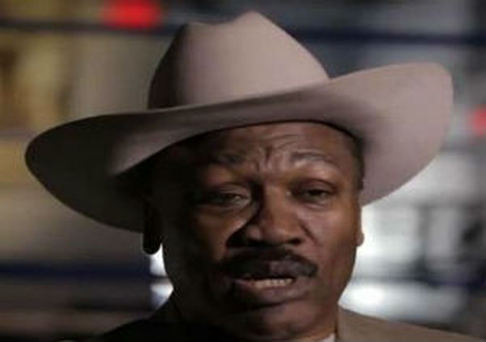 Muere Joe "Smokin" Frazier, el boxeador que quitó el invicto a Ali