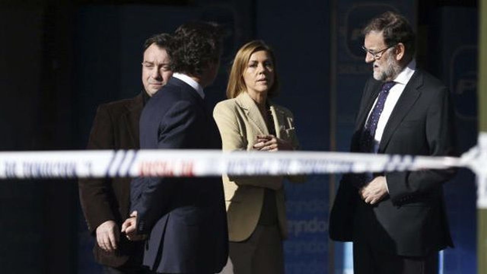 Un detenido por estrellar su coche contra la sede del PP