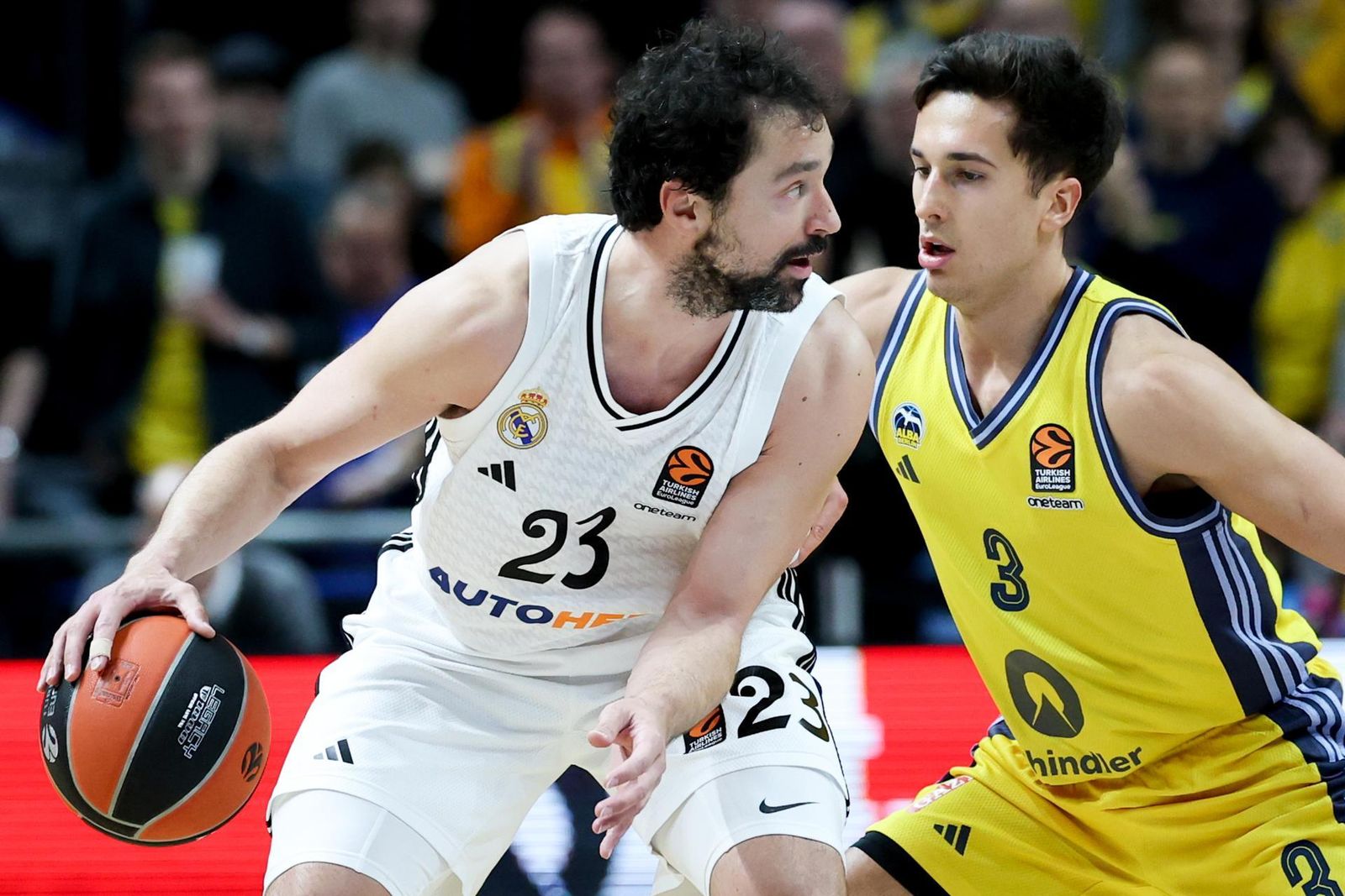 Sergio Llull contra Matteo Spagnolo