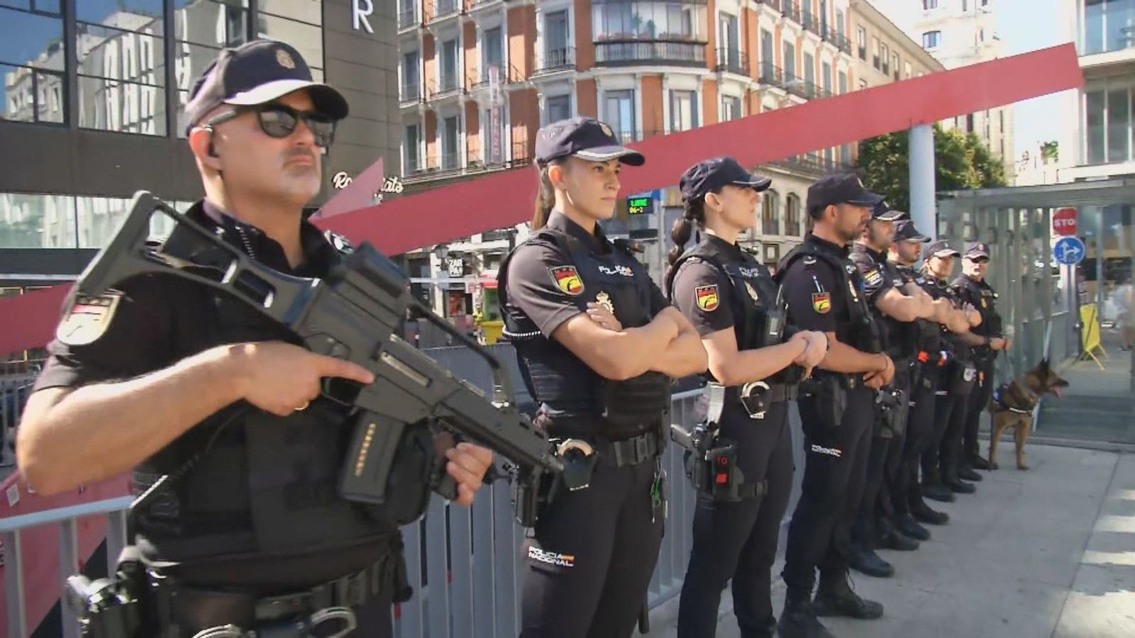 La Policía Nacional desplegará cerca de 3.000 efectivos para garantizar la seguridad durante el Orgullo