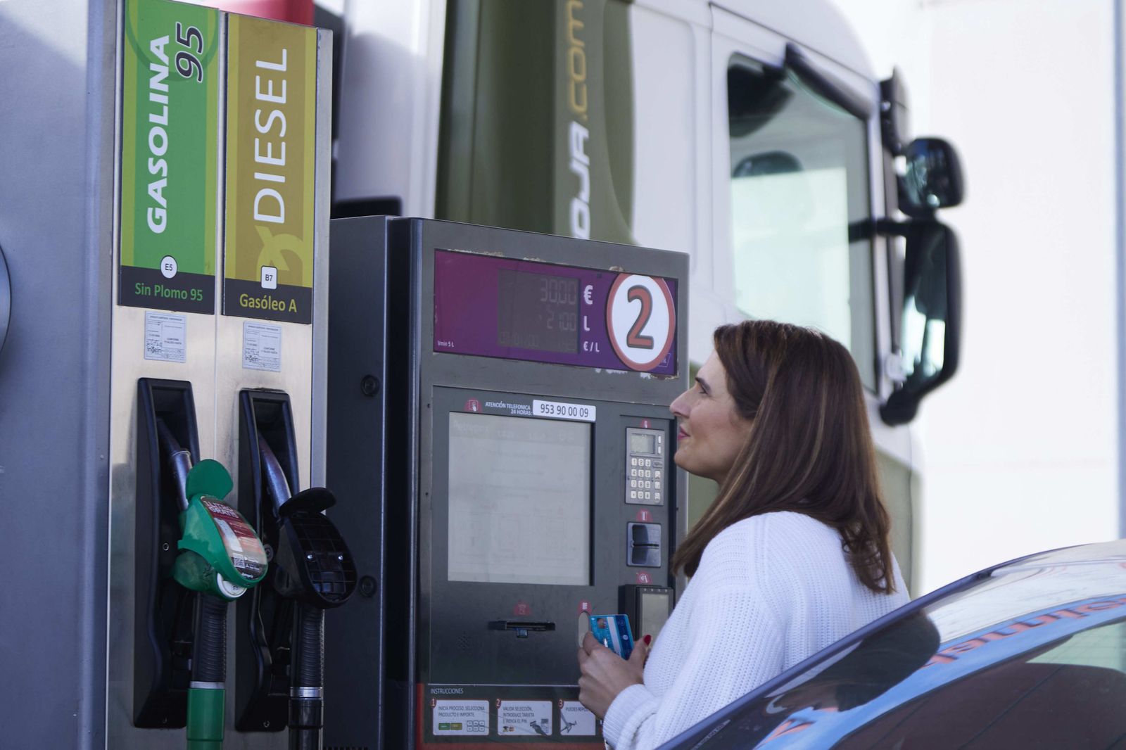 Fabricantes y conductores en contra de la prohibición de la venta de coches diésel y gasolina a partir de 2035
