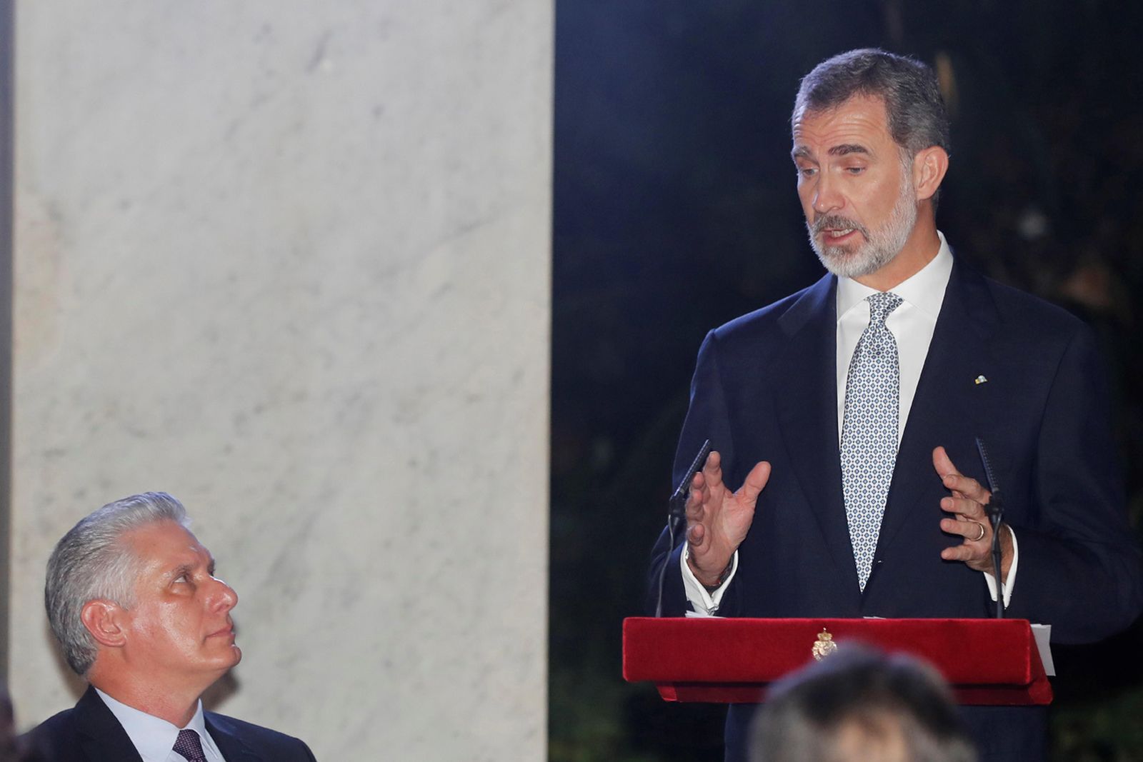 Felipe VI defiende ante Díaz-Canel los derechos humanos y la democracia