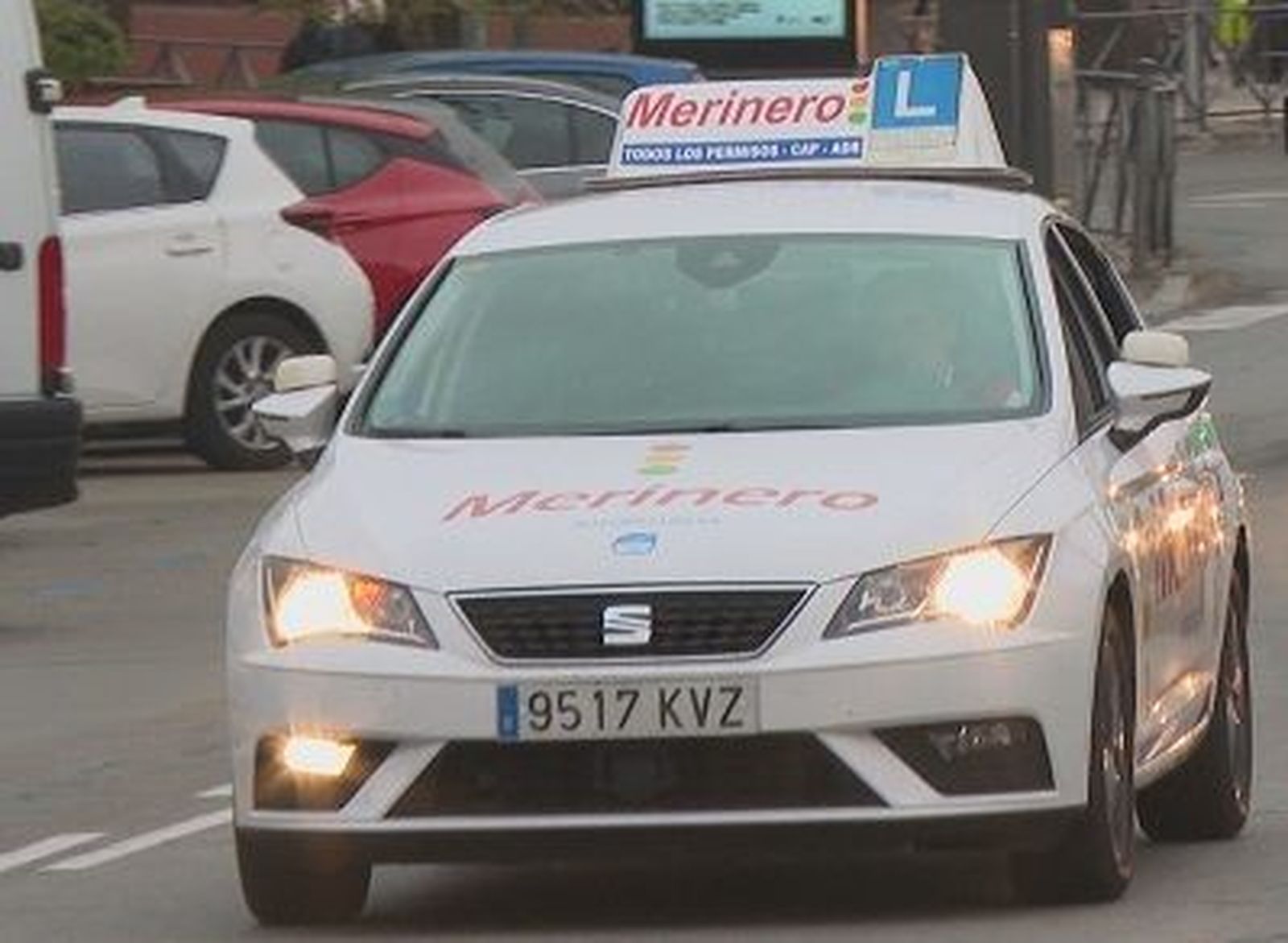 Hasta 4 meses de espera para examinarse del carné de conducir en Madrid