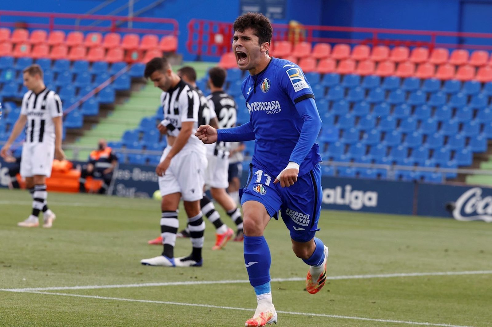 Aleña ante el Levante