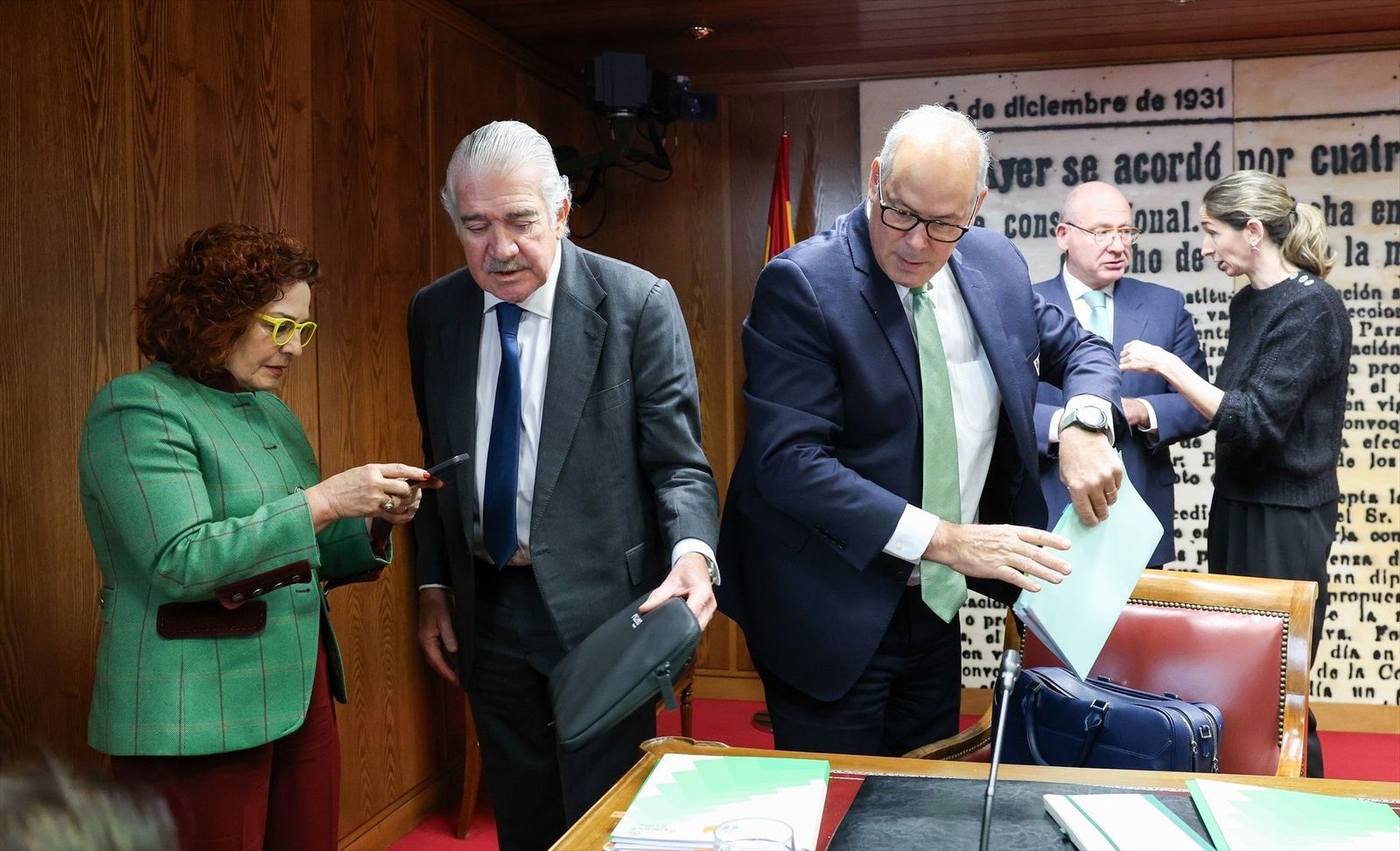Endesa e Iberdrola responsabilizan a Red Eléctrica del apagón