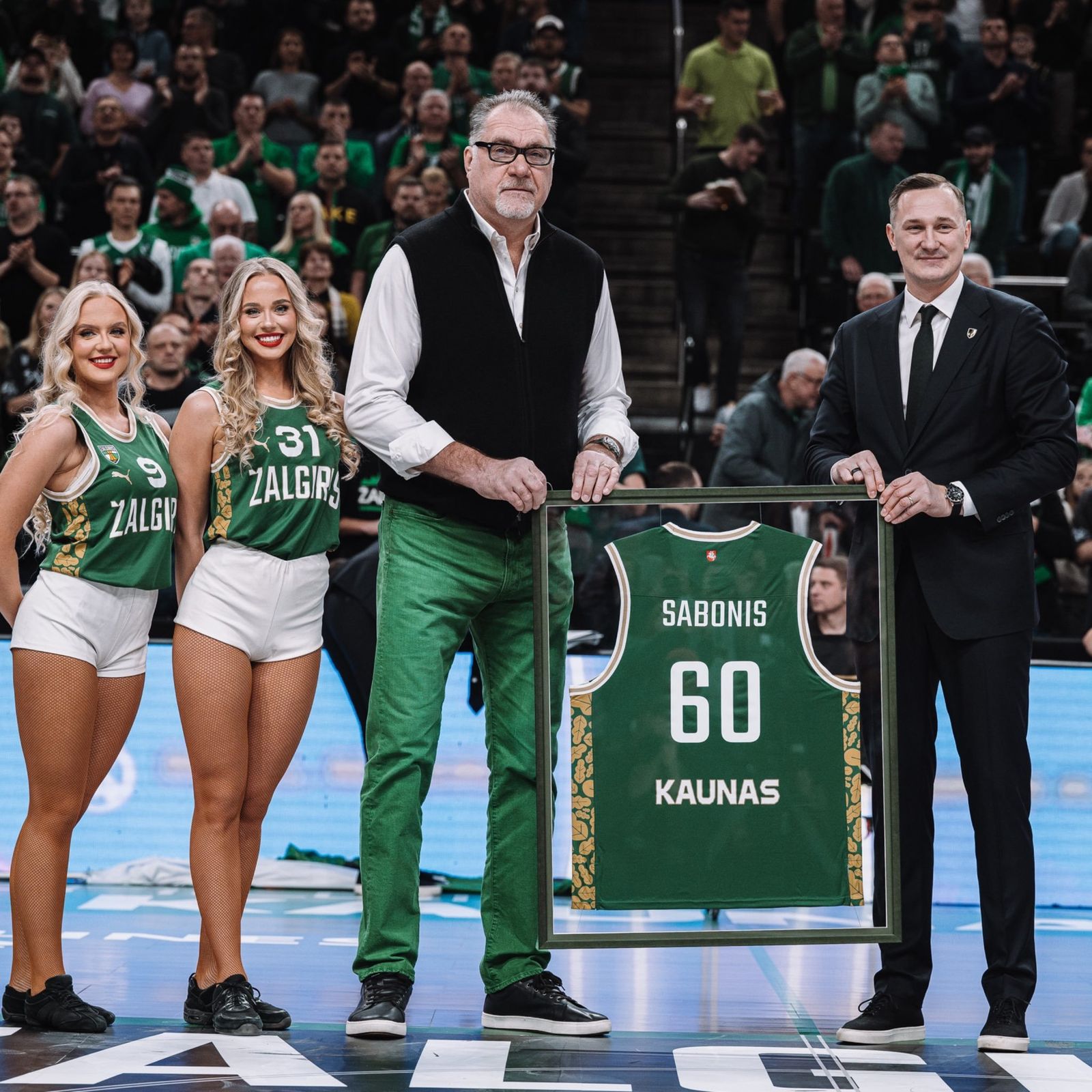 Homenaje a Sabonis