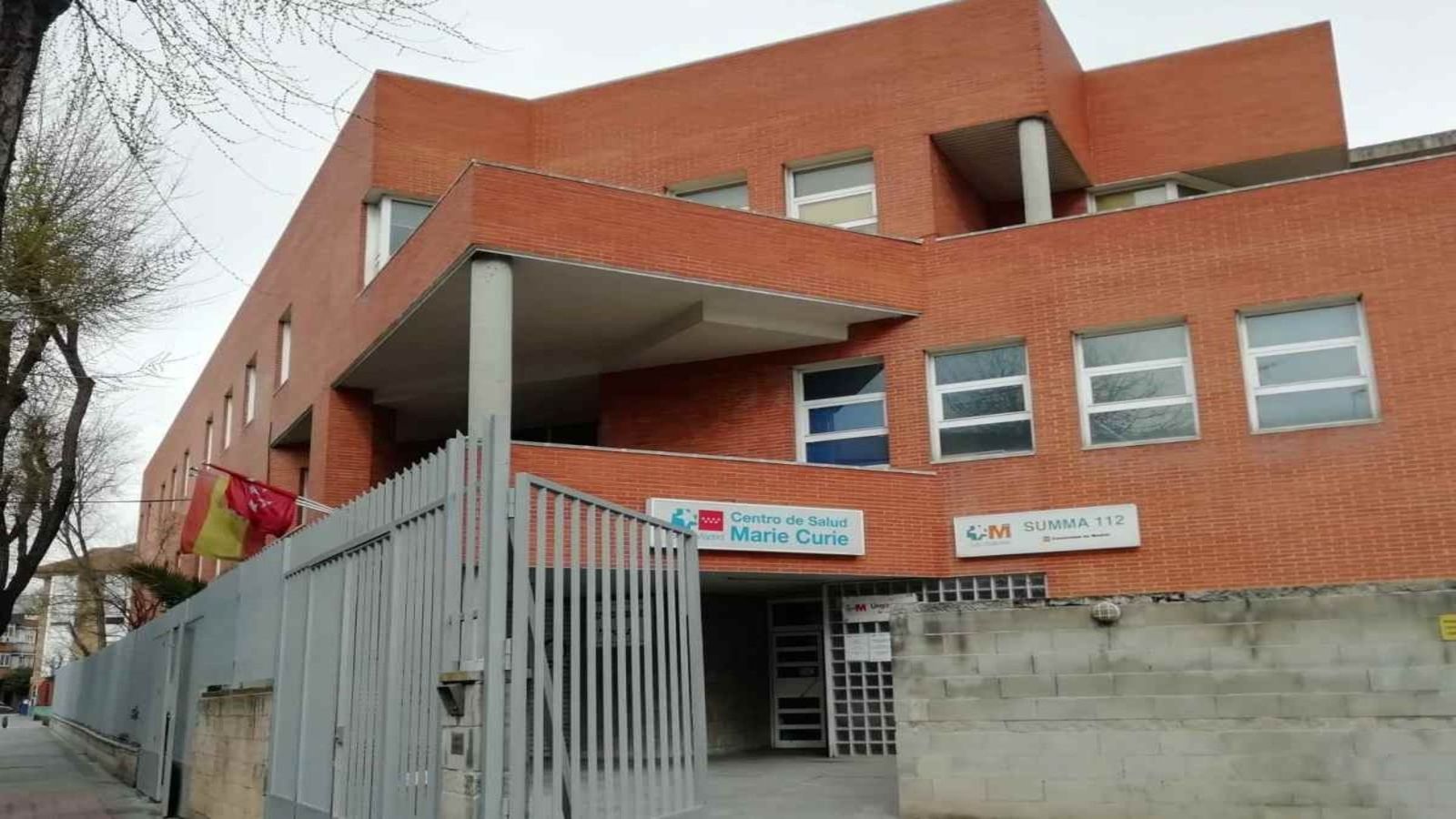 Manifestación contra la eliminación de urgencias en Ciudad de los Ángeles