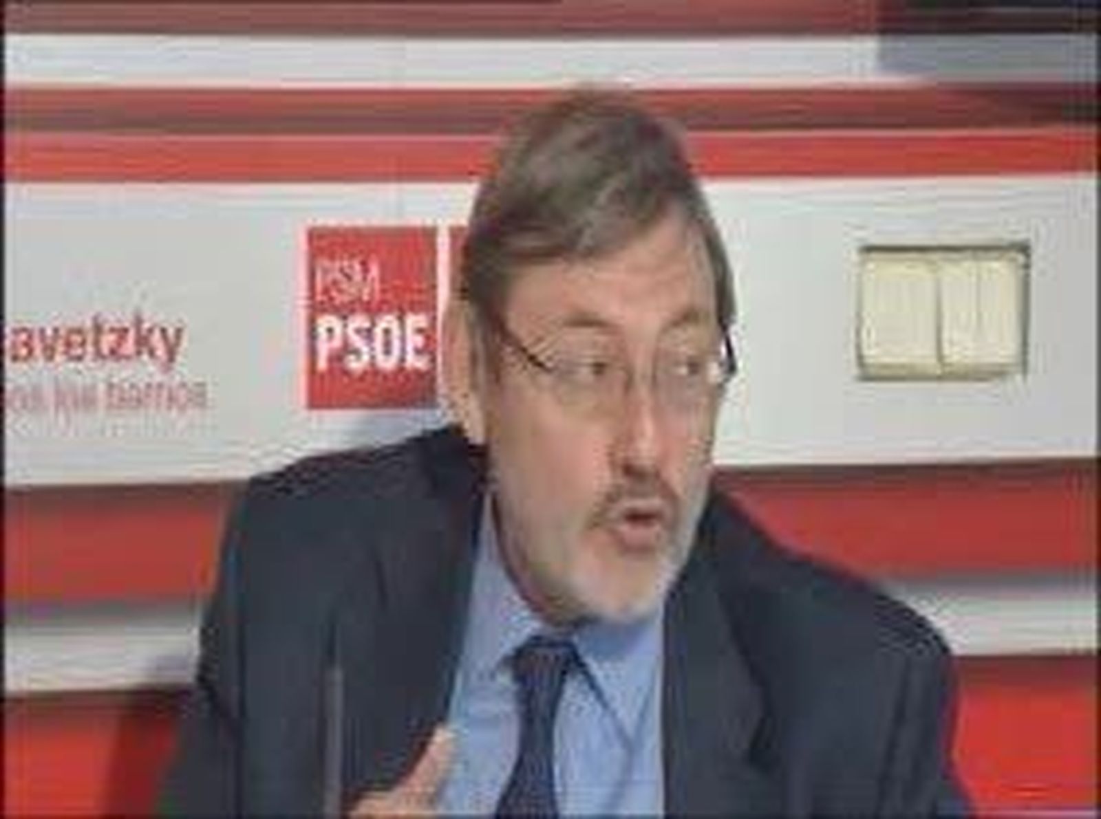 Lissavetzky presenta un plan económico para  reducir la deuda hasta los 3.571 millones en 2015