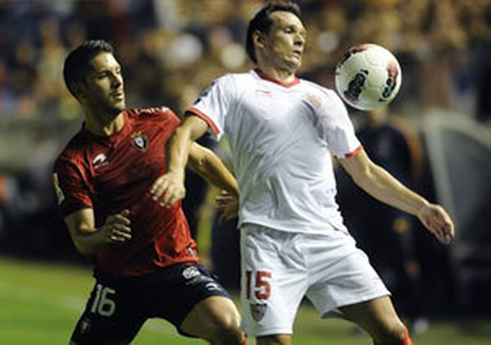 Piotr Trochowski (Sevilla FC) & Alvaro Cejudo (CA Osasuna)