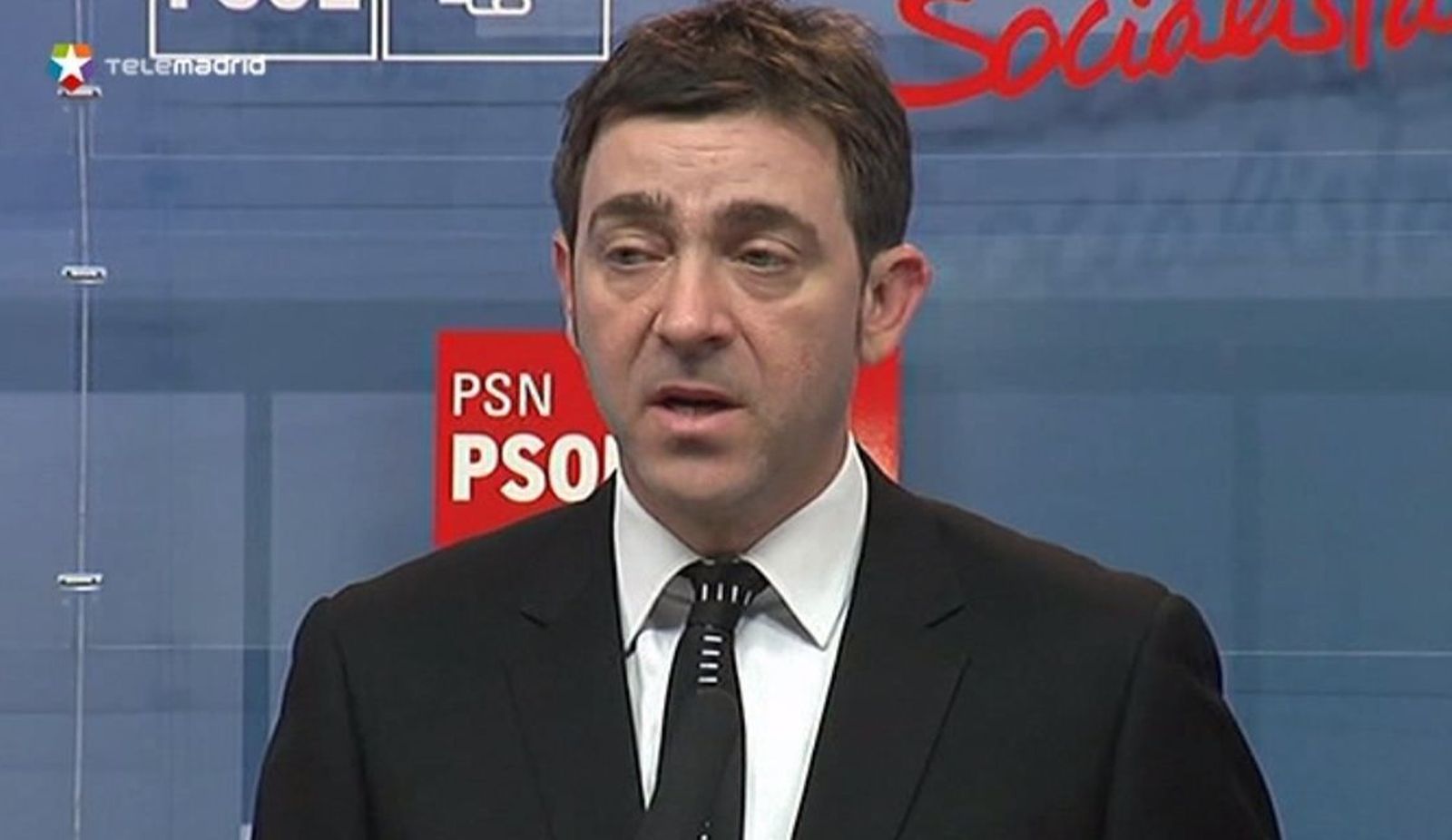 Los socialistas navarros debaten pedir al PSOE que "reconsidere" su prohibición