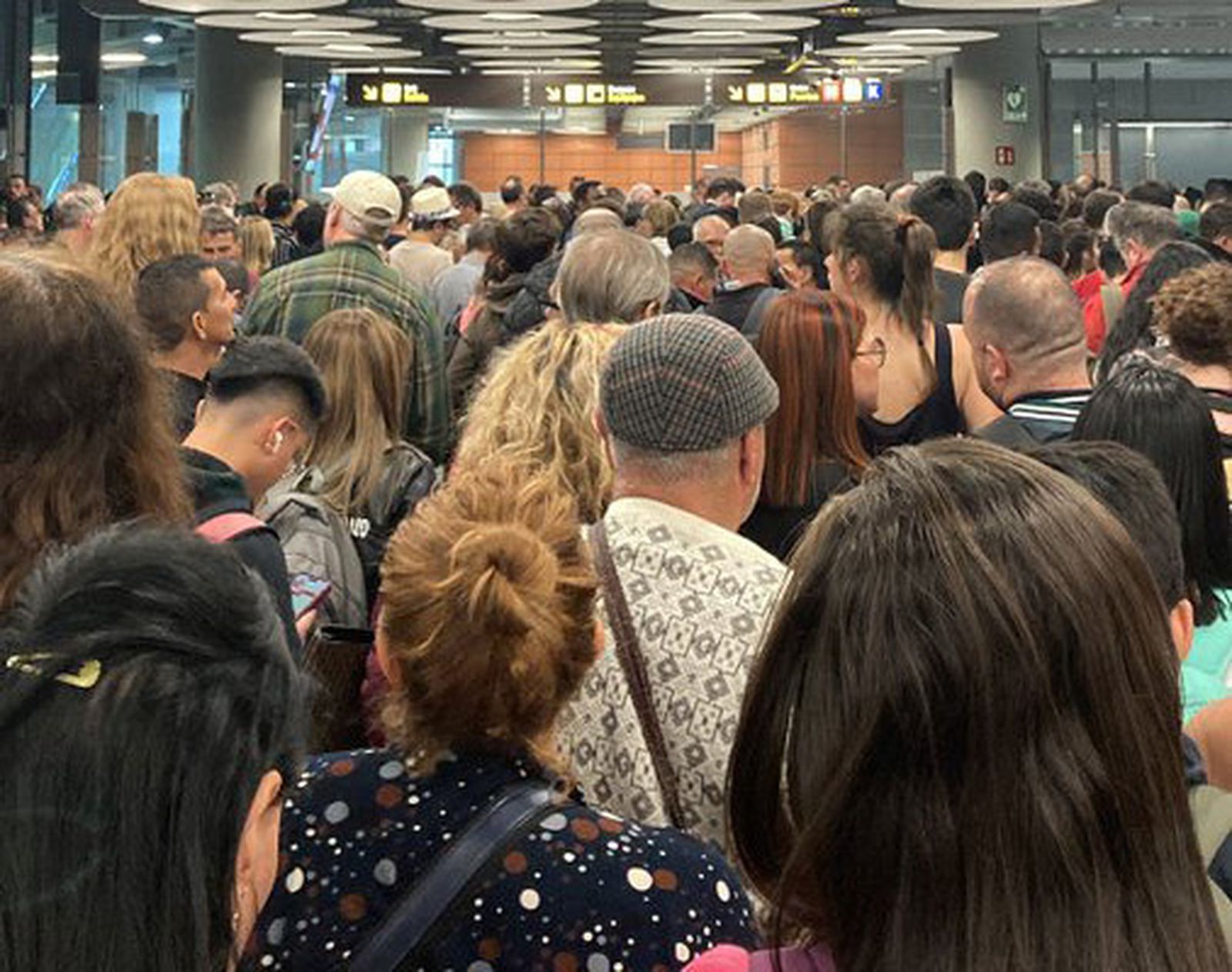 Caos en el aeropuerto de Barajas