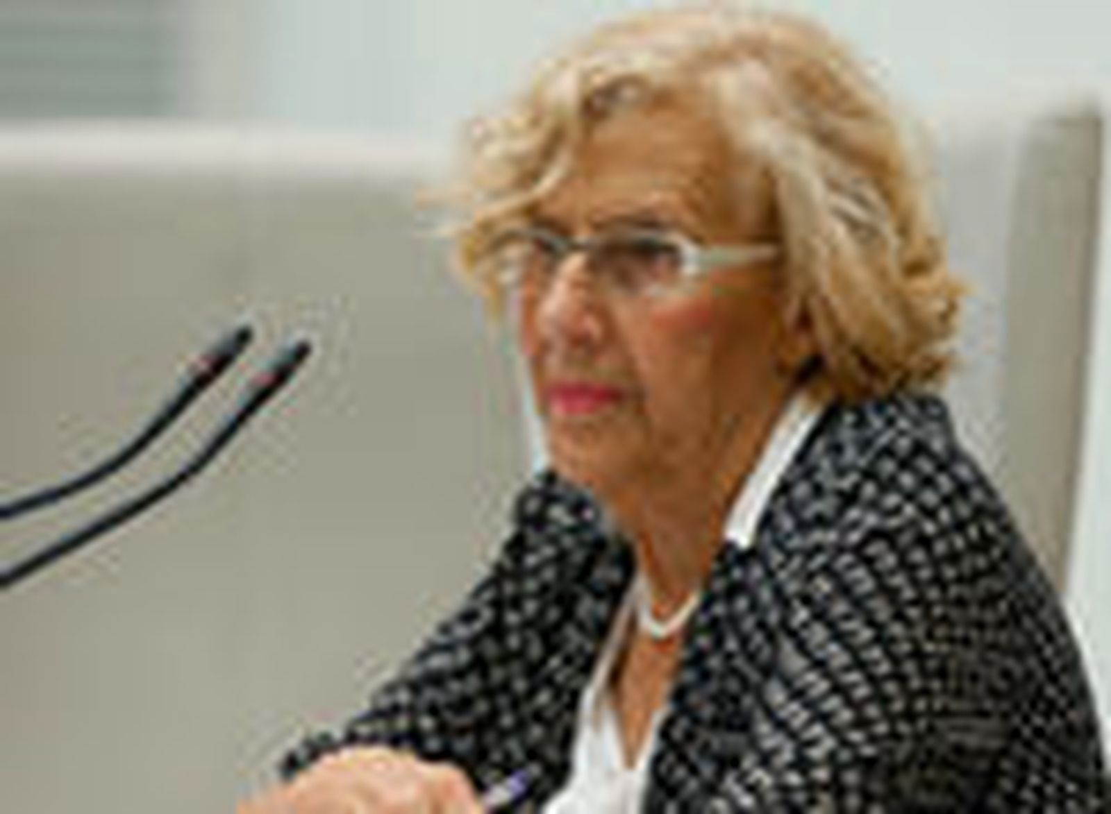 Manuela Carmena propondrá al Gobierno  una moratoria para que los alquileres no suban durante un año