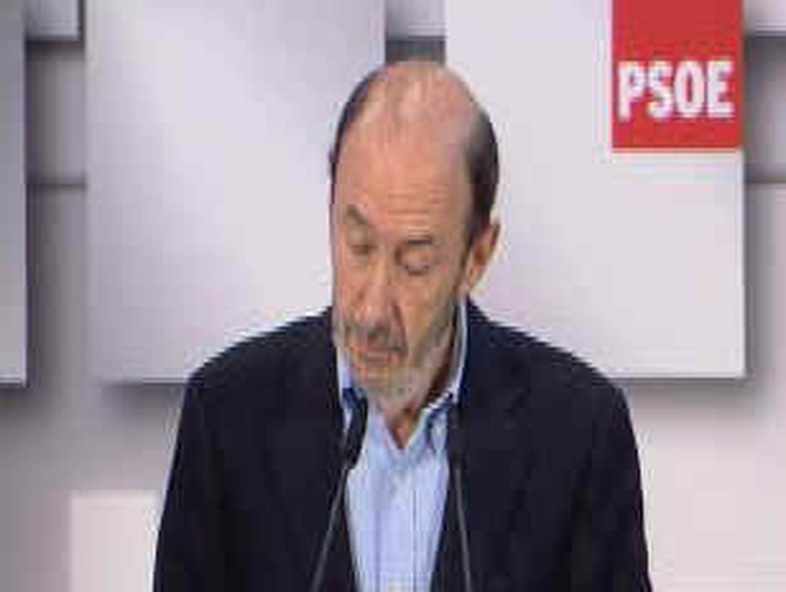 Rubalcaba: la acusación de Pons a los magistrados del TC es incompatible con la democracia