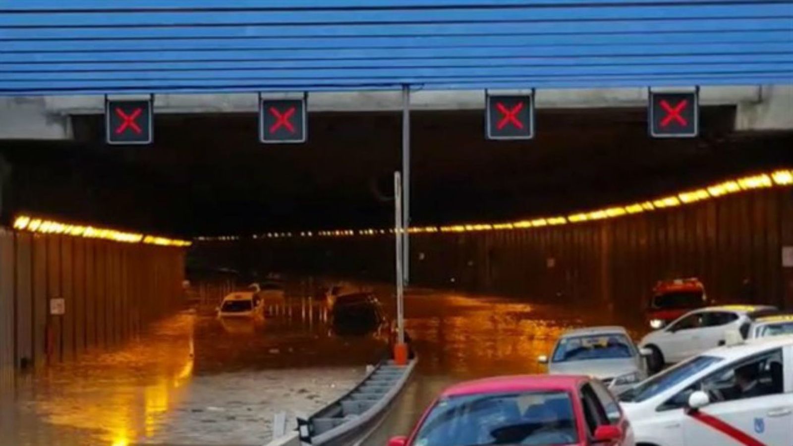 El Canal restablece el suministro de agua en Paracuellos tras la rotura "fortuita" cercana a Barajas