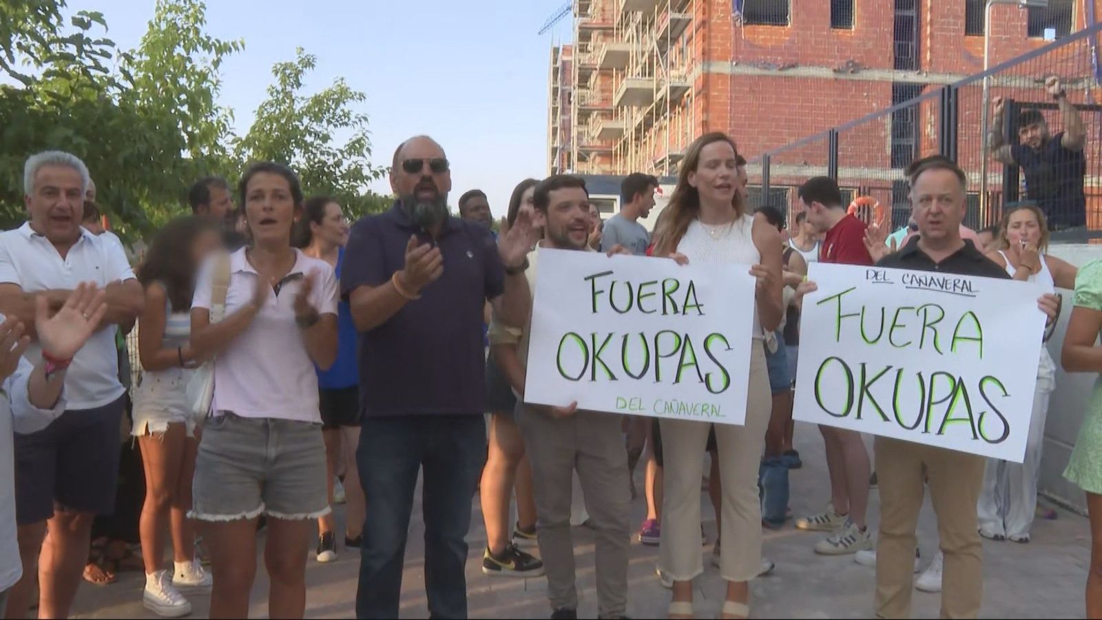 Victoria de los vecinos del Cañaveral con el desalojo de los 12 pisos que habían tomado los okupas