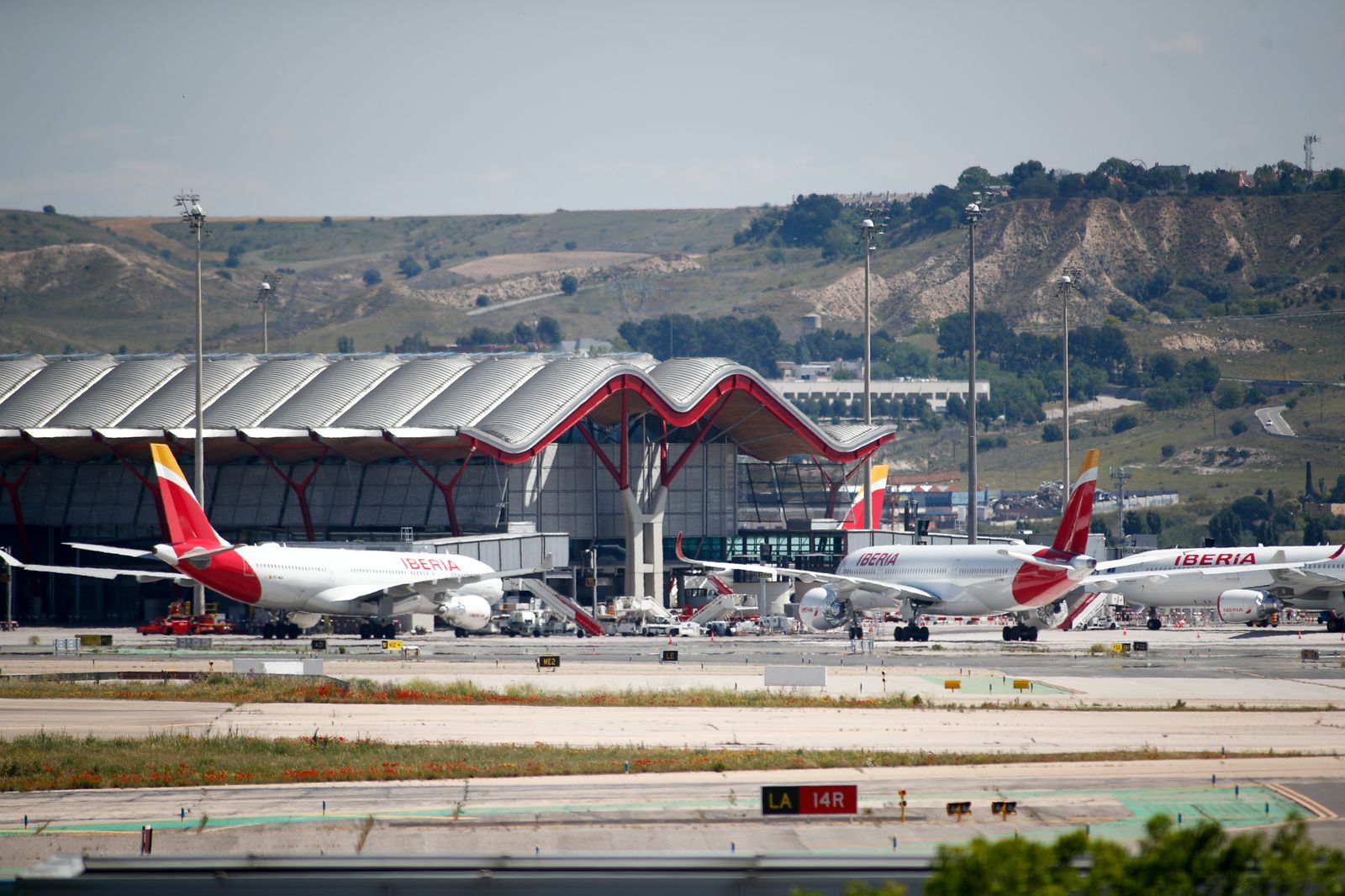 Aviones en la Terminal 4 del aeropuerto de Barajas
