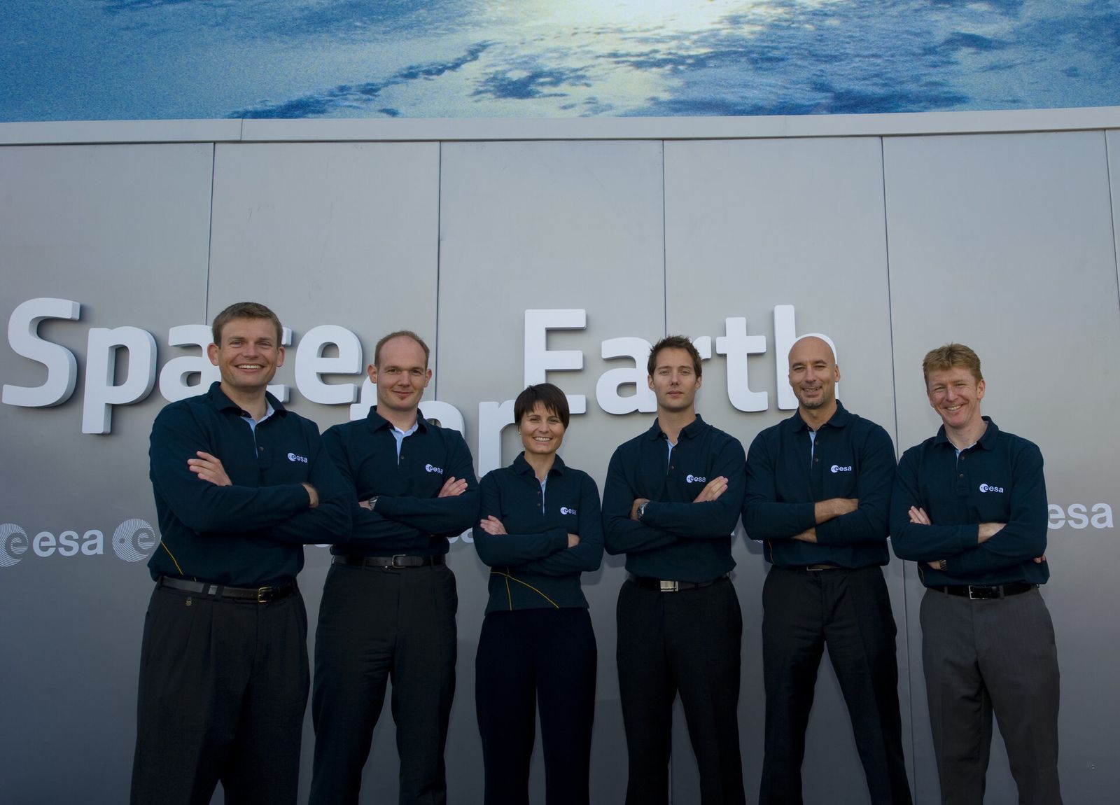 Última promoción de astronautas europeos posando en 2009