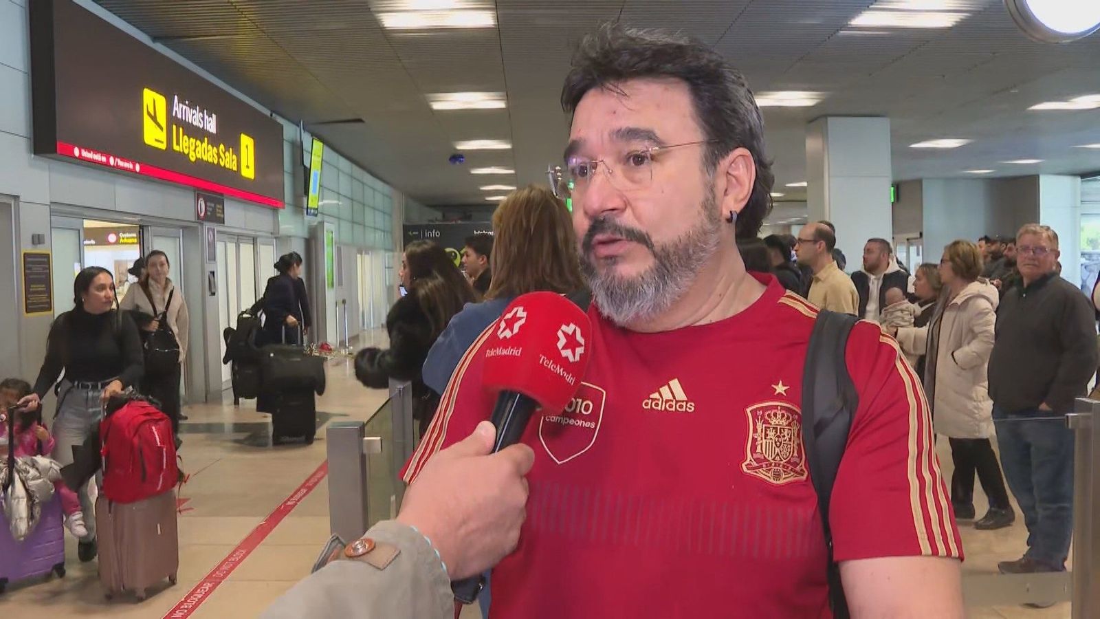 Llegan a Barajas los primeros 175 españoles evacuados de Oriente Próximo